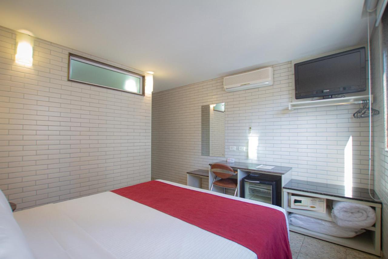 Hotel Confiance Prime Batel Curitiba Esterno foto